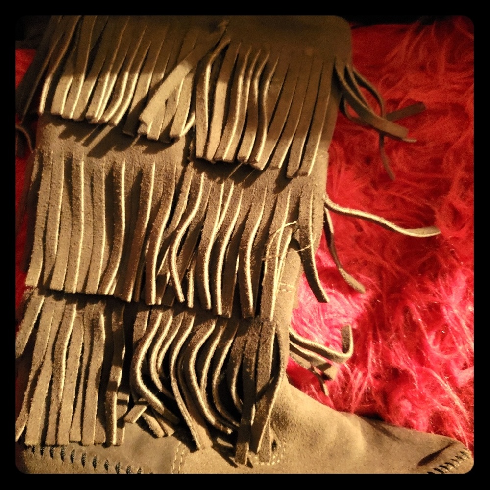 Fringe  boots